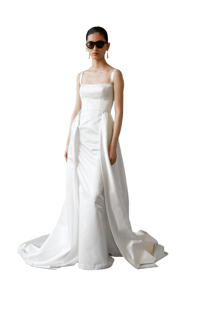 STYLE 131 // DUCHESSE SATIN DETACHABLE TRAIN